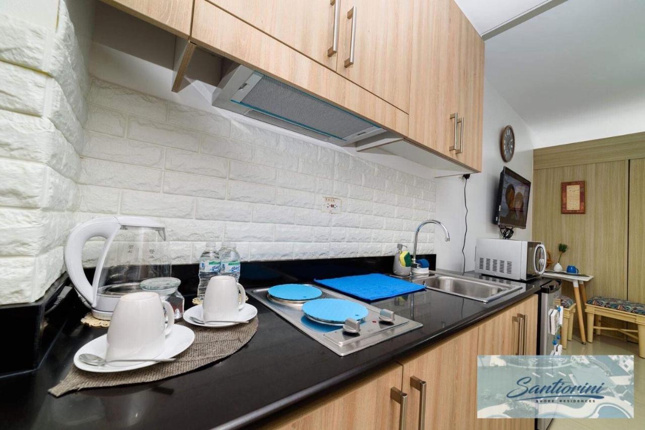 Santiorini At Shore Residences Пасай Екстериор снимка