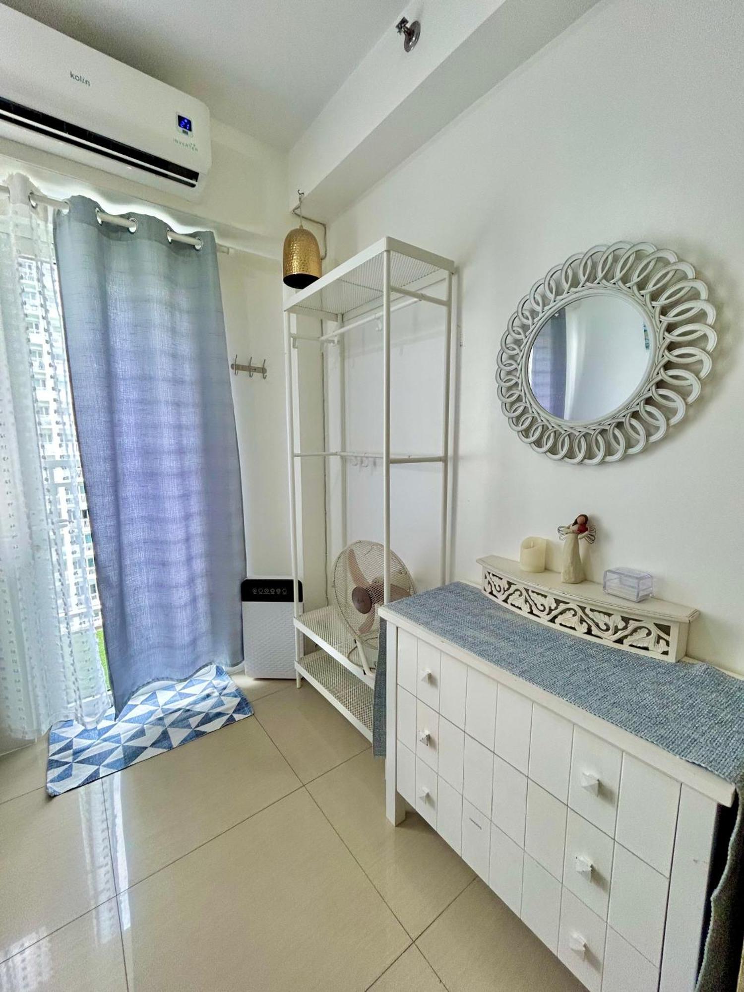 Santiorini At Shore Residences Пасай Екстериор снимка